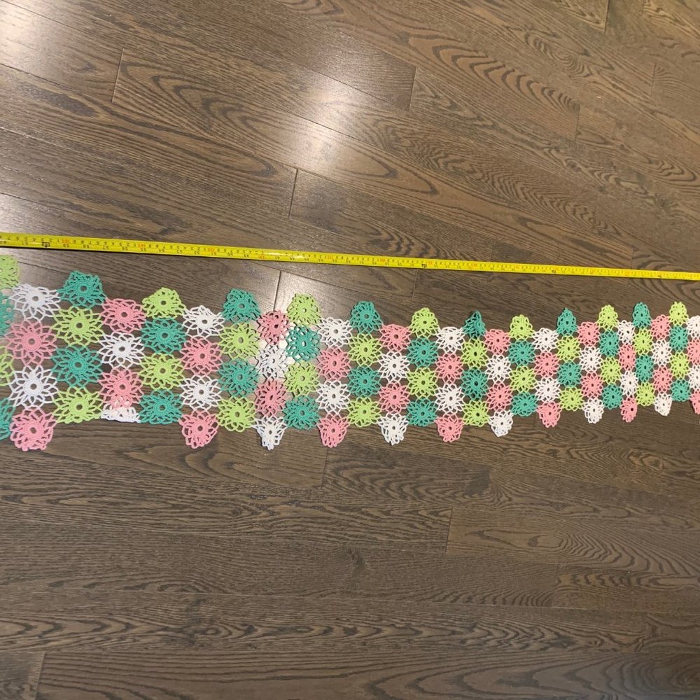 Scarf - Picture 1 of 8